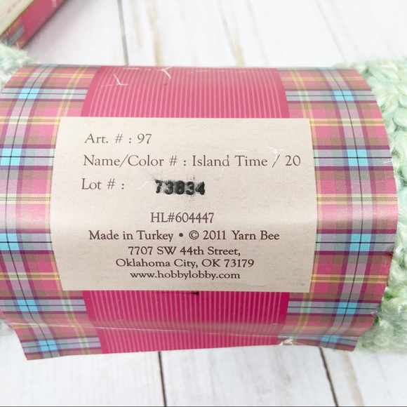 Yarn Bee Fireside Bulky Island Time Yarn - Picture 4 of 5